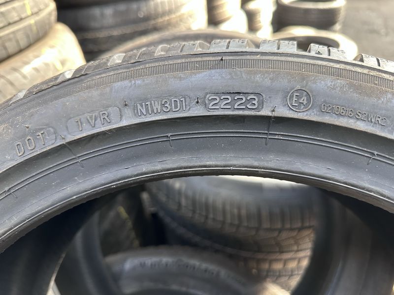 235/40/19 BRIDGESTONE 2бр