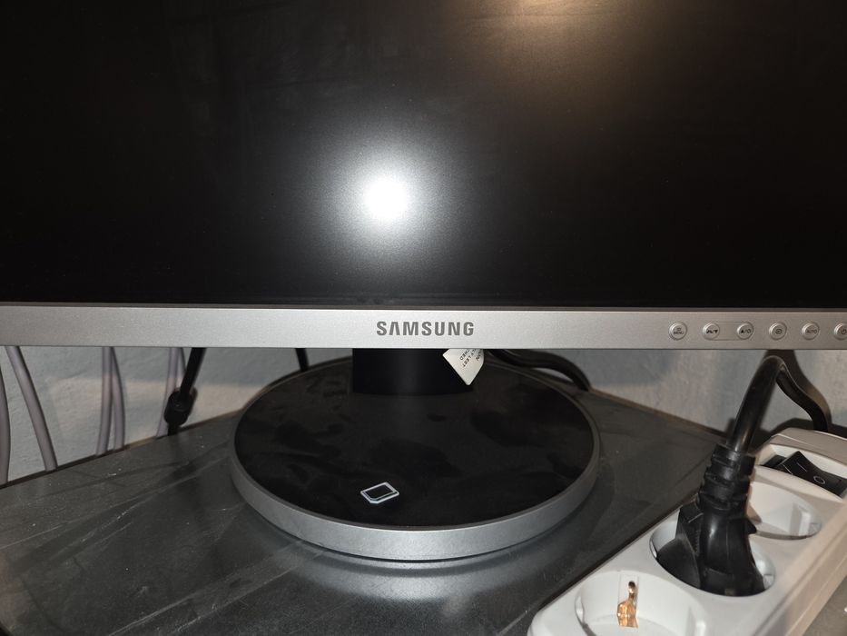 Monitor samsung doua modele