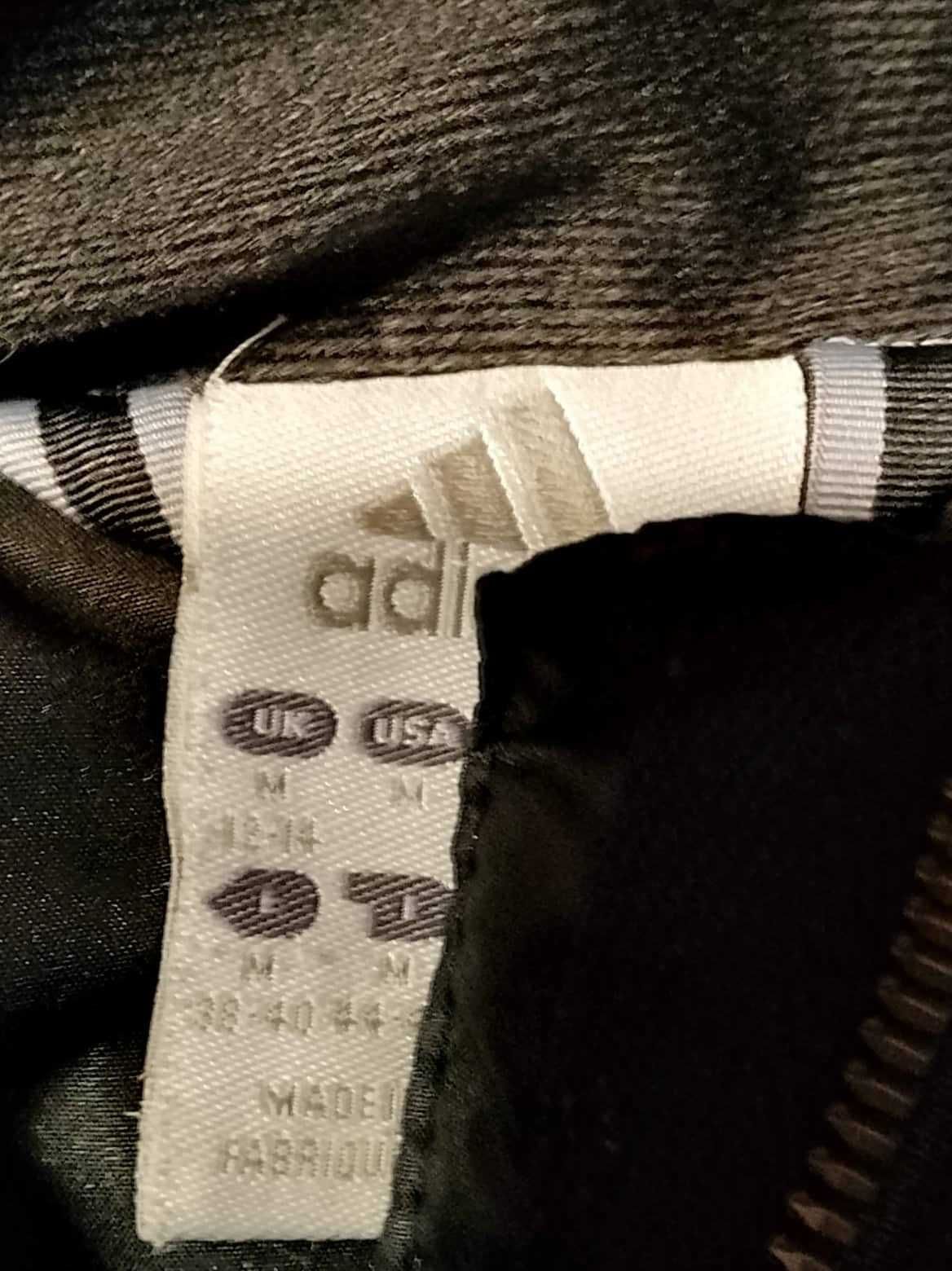 Оригинално дамско яке Adidas