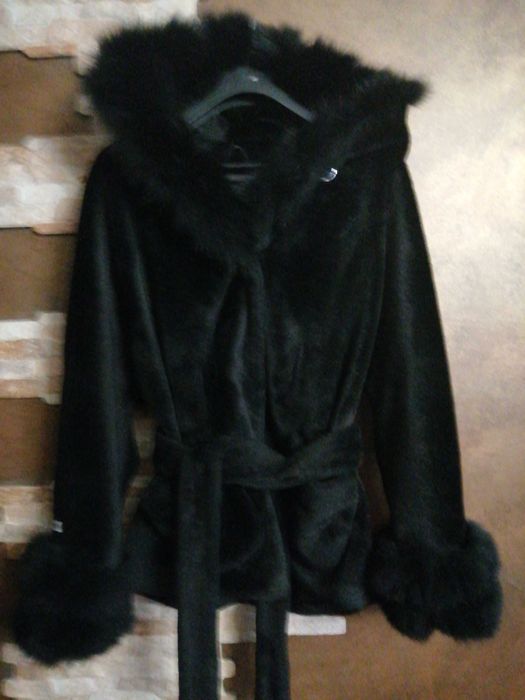 Луксозно дамско кожено палто Алкантра и лисица