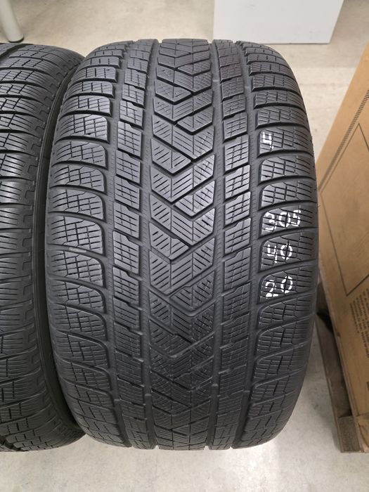 275/45R20- & 305/40R20- PIRELLI WINTER Неразличими от НОВИ RUN FLAT