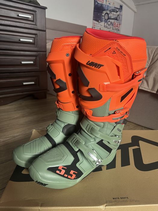 ЧИСТО НОВИ ботуши Leatt 4.5 5.5