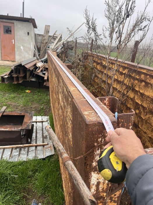 Vând sprijin pentru mall pentru executarea săpături