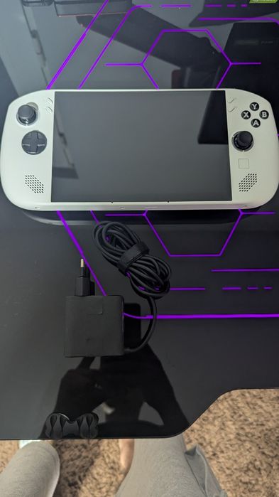 Vând Consolă Gaming Lenovo Go S 8ARP1  Nou/Peeț Fix 1500 Ron/