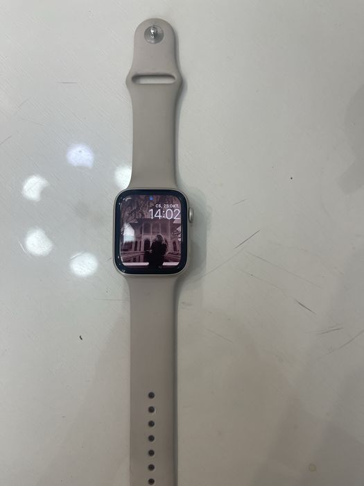 Эпл вотч Se 44 mm ,отличное состояние