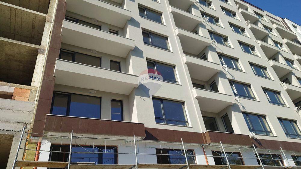 Продава се Офис в Варна, Център - 163 кв.м за 1798 €/кв.м - Снимка #4