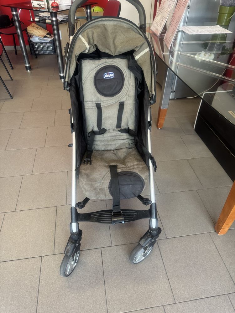 Лятна количка Chicco Lite Way