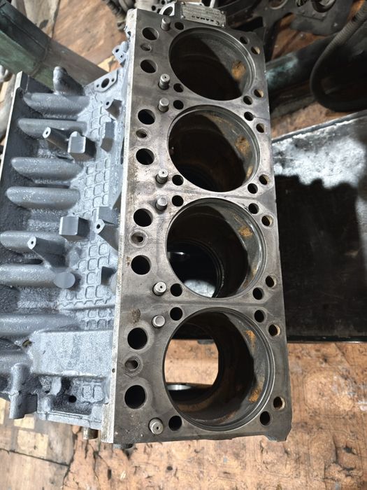 Продам блок КамАЗ 740.21-евро  номинал.