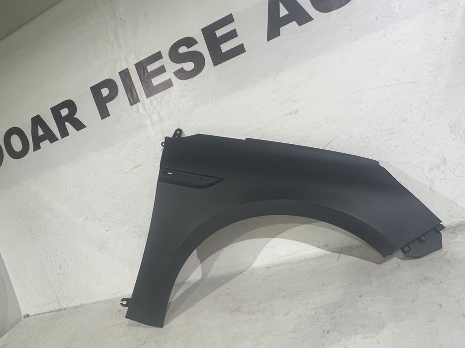 Aripa dreapta, Renault Megane 4, 2016, 2017, 2018, 2019, 2020, 2021, 2022, 2023, 2024.