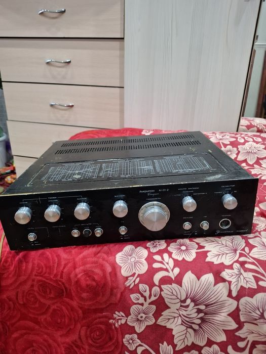 Уселитель Амфитон