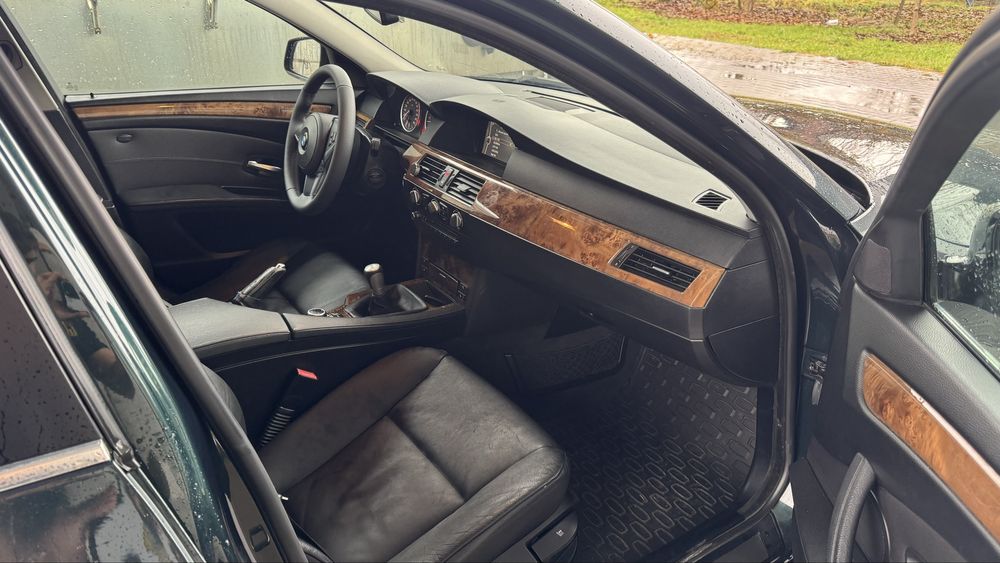 Bmw Seria 5 E61 3.0D 2010 Usor avariat Lovit