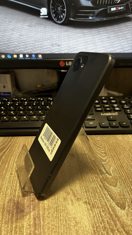 Телефон Realme c30