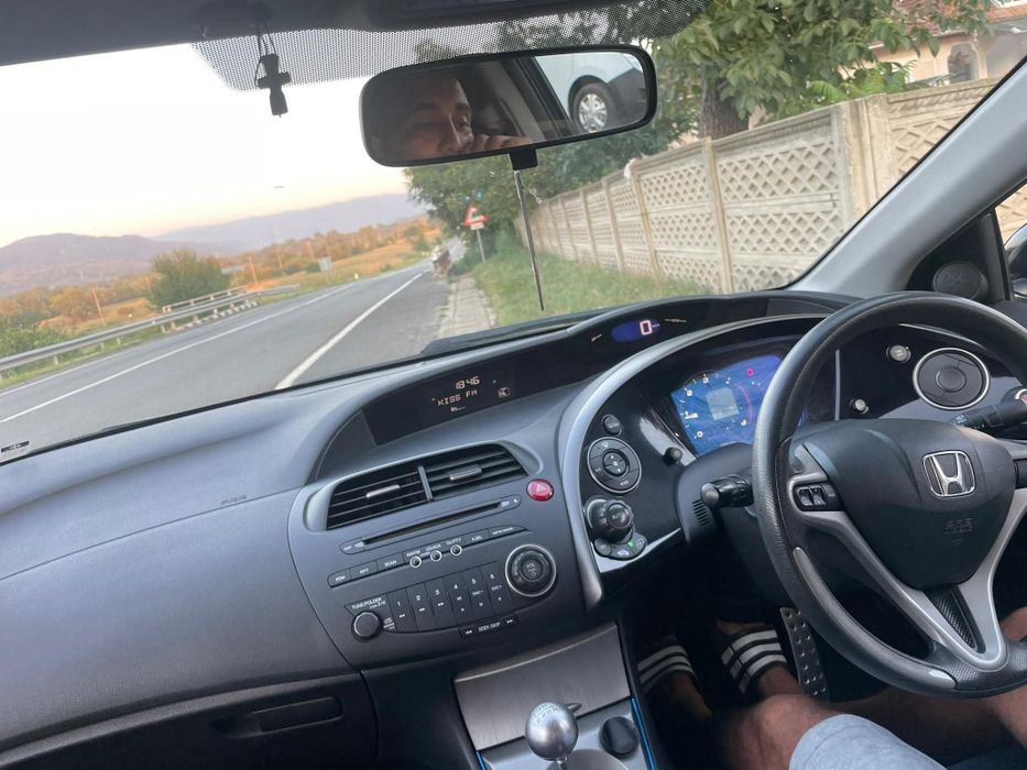 Vând sau schimb honda civic 2.2. 140.cp.6.viteze