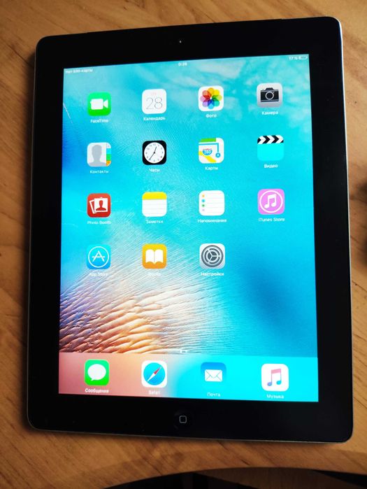 IPad Модель А1396 серебристый металлик продам