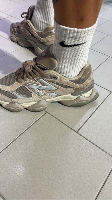 New balance  numar 37 ,9060 mushroom timberwolf