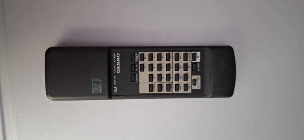 CD Mp3 Onkyo DX-C390 Cu Telecomanda
