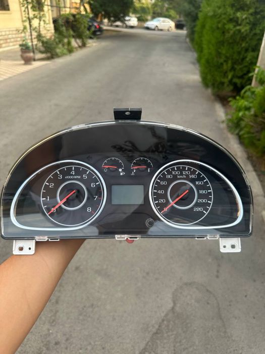 Jentra tablo sotiladi