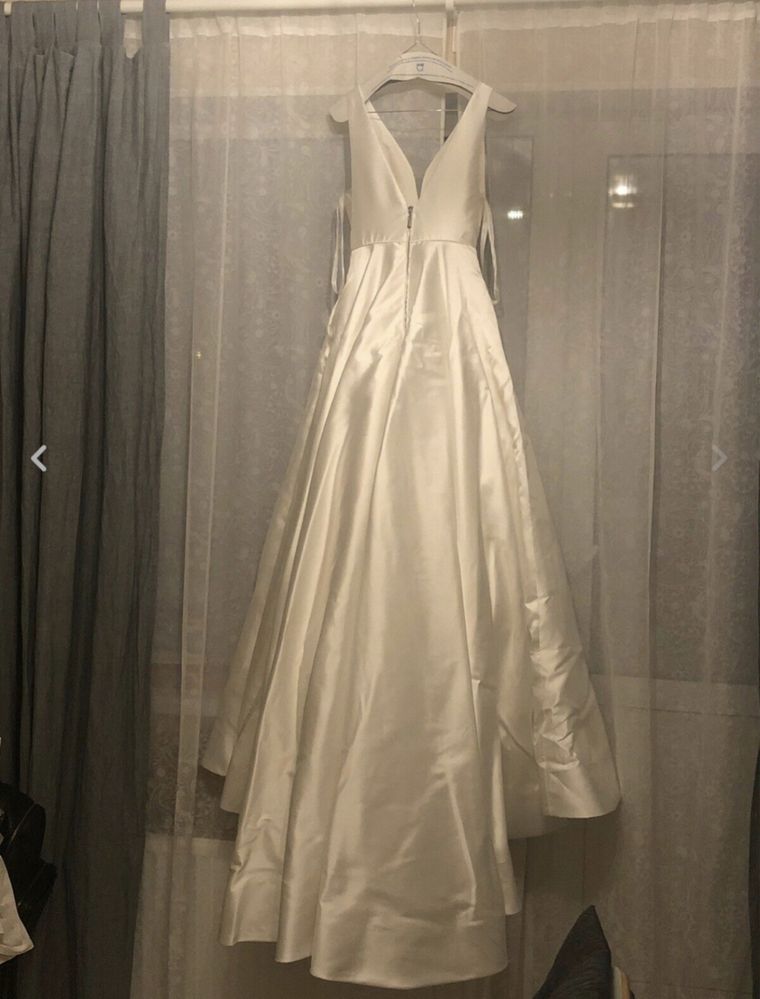Сватбена рокля Sherri Hill