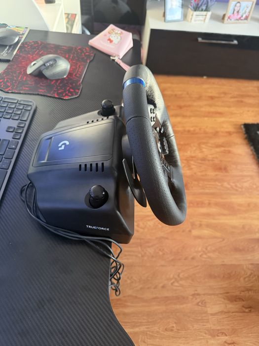 Volan Logitech G923 pentru Pc Ps5 Xbox ca nou