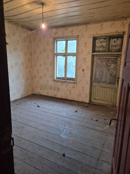 Имот в центъра на Полски Тръмбеш