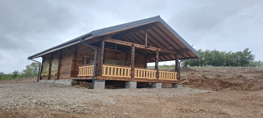 Сase ecocaldurose din bustean intreg