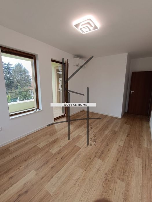 Продава се Тристаен апартамент в Варна, м-т Траката - 100 кв.м за 2280 €/кв.м - Снимка #10