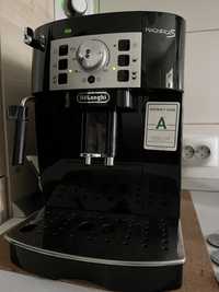 Espressor DeLonghi Magnifica S