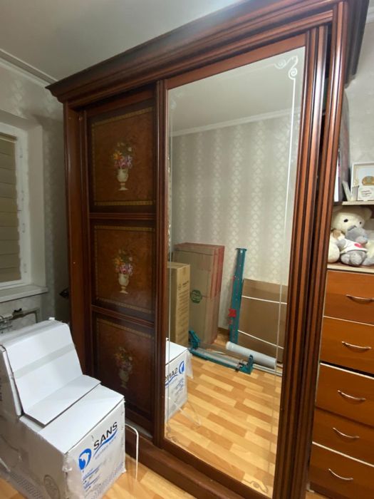 Шифоньер выдвижной