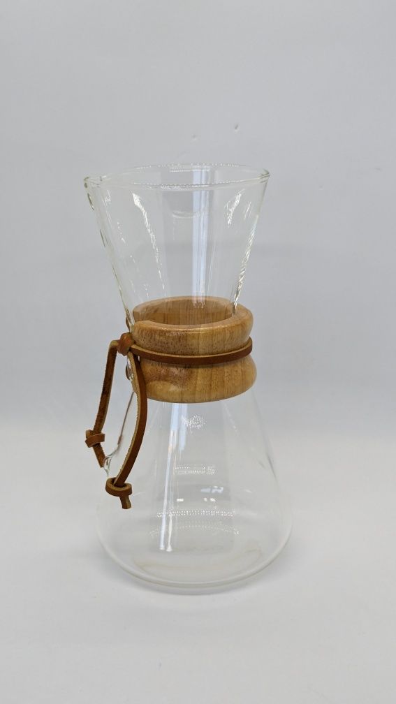 Chemex coffee maker pour over