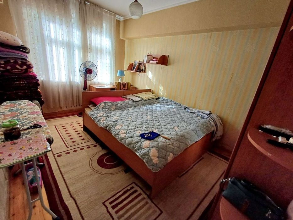 Срочно Продаётся квартира своя, Мирзо Улугбек район,  массив Феруза-2,