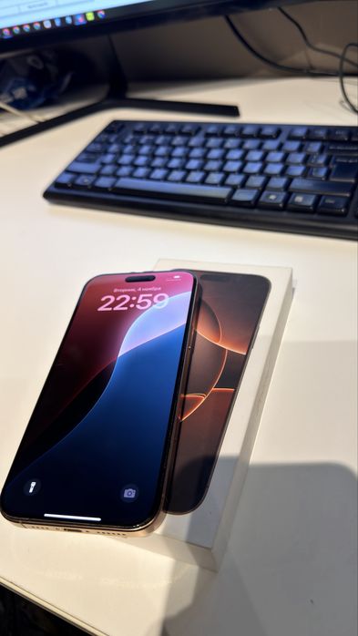 iPhone 16 Pro Max 256GB Desert