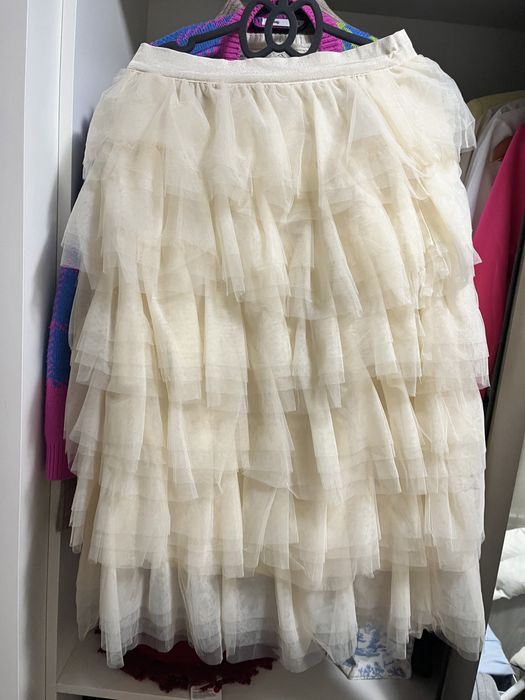 Fusta din tul, marimea M