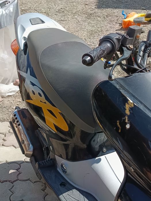 Vând scuter Honda