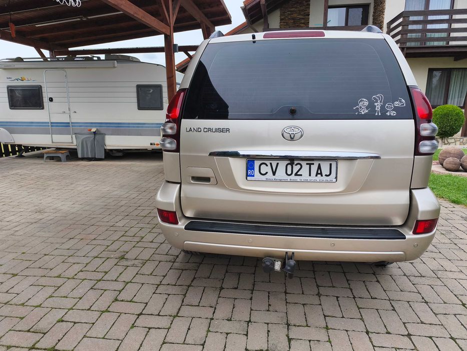 De vanzare Toyota Land Cruiser J120