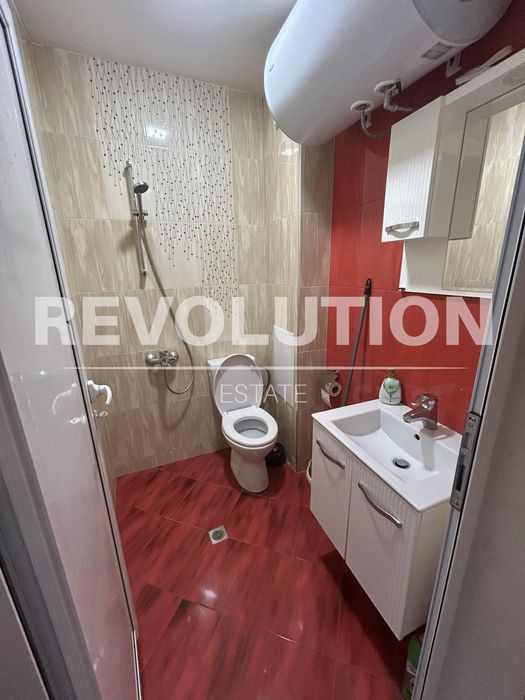 Дава се под наем Двустаен апартамент в Пловдив, Център - 50 кв.м за 410 € - Снимка #4