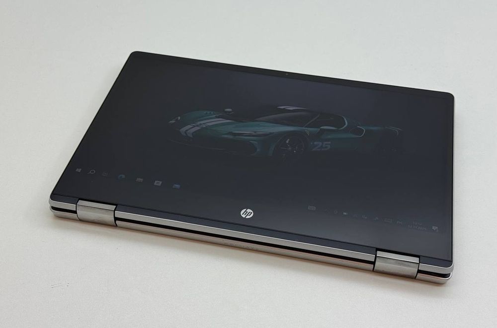 HP povilion x360 8/512