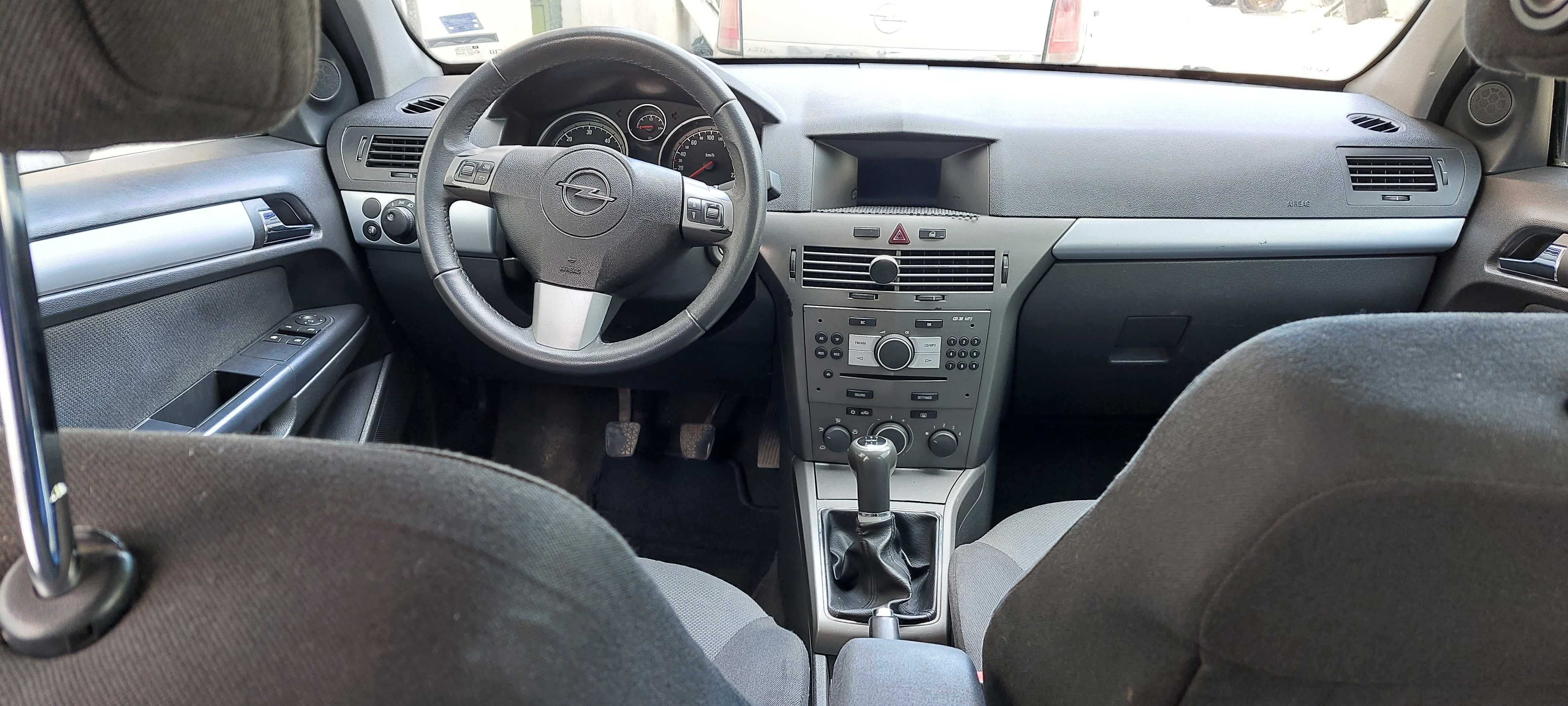 Opel Astra H 1.7 CTDI