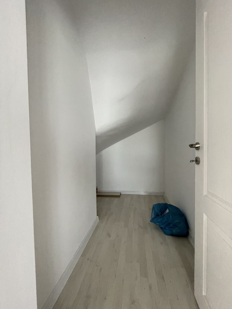 Apartament cu un dormitor decomandat la cheie Floresti