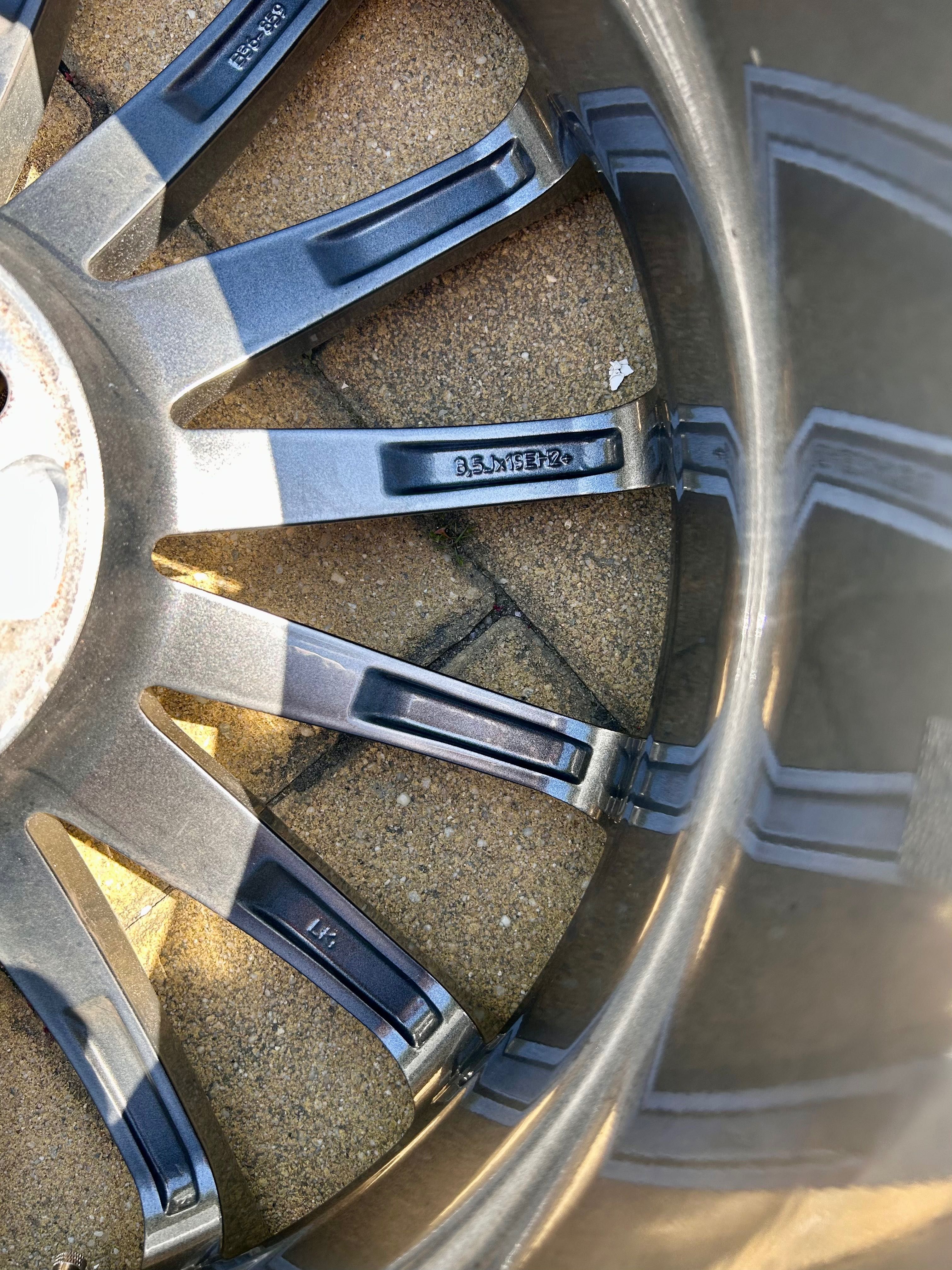 Anvelope de vară PIRELLI P ZERO 225/35 R 19, jante Brock Alloy Wheels