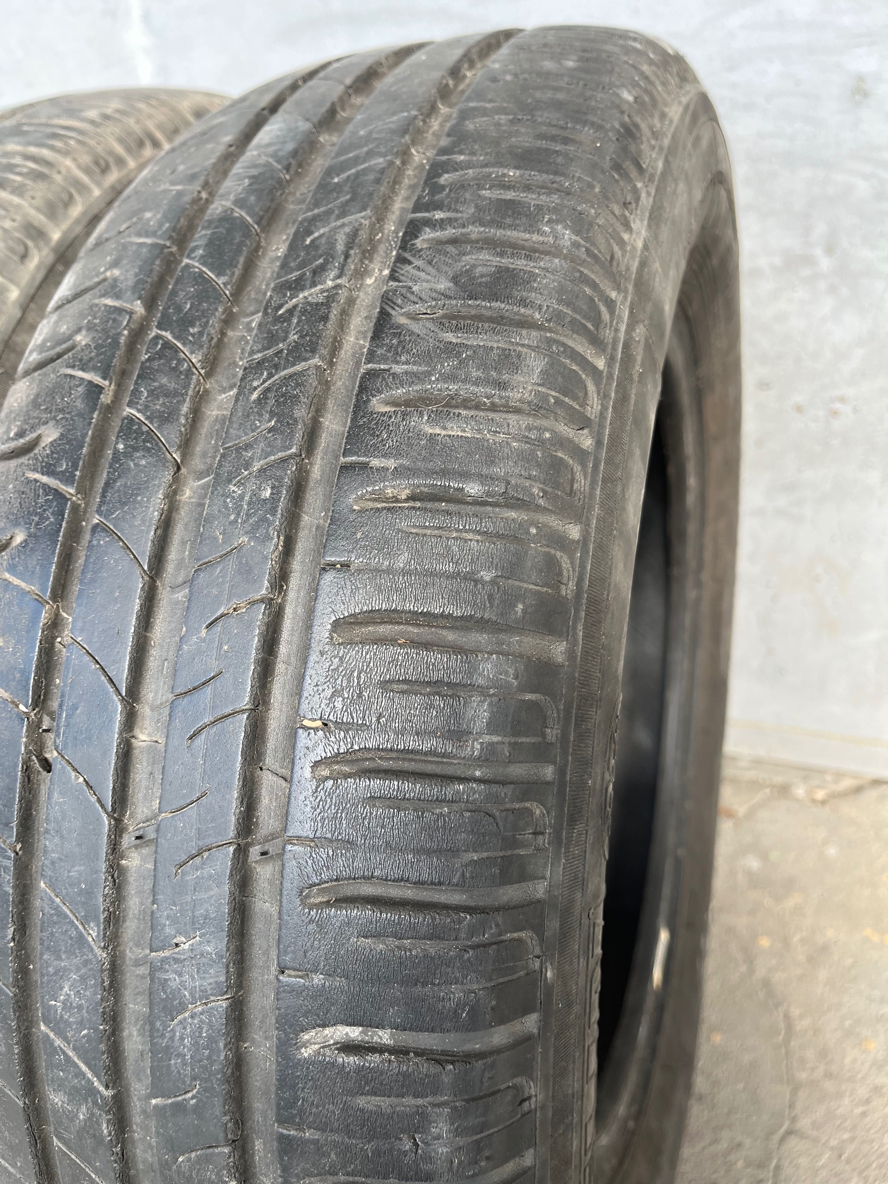 2 бр. летни гуми 195/65/15 Michelin 5,5 mm DOT 4614