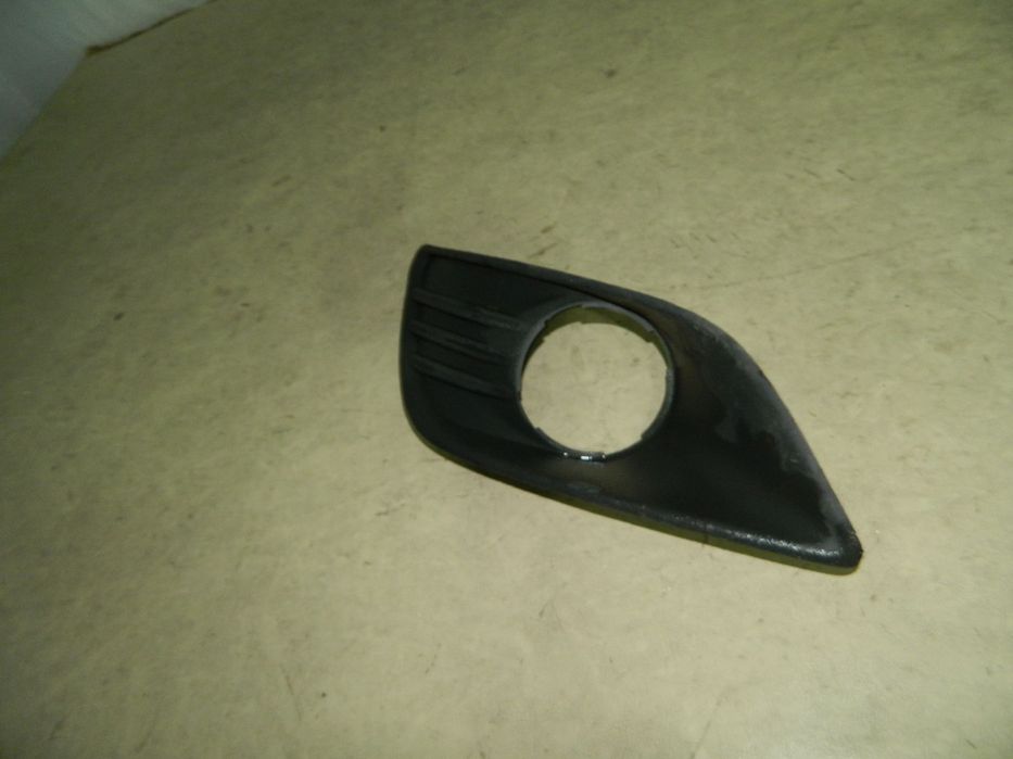 Grila proiector partea stanga, Ford Focus 2 facelift, 2008, 2009, 2010, 2011, 2012,, 8M51-R19953-A
