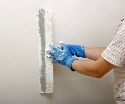 Echipa de meseriași renovam apartamente