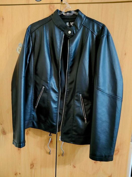 Дамско черно яке