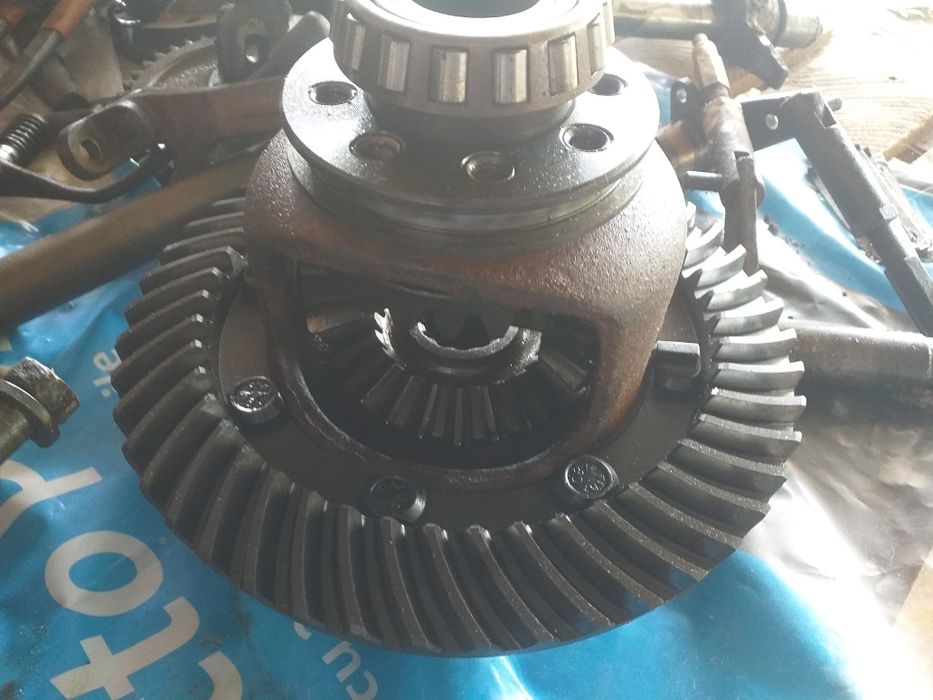 Carcasă piese diferential fiat 445