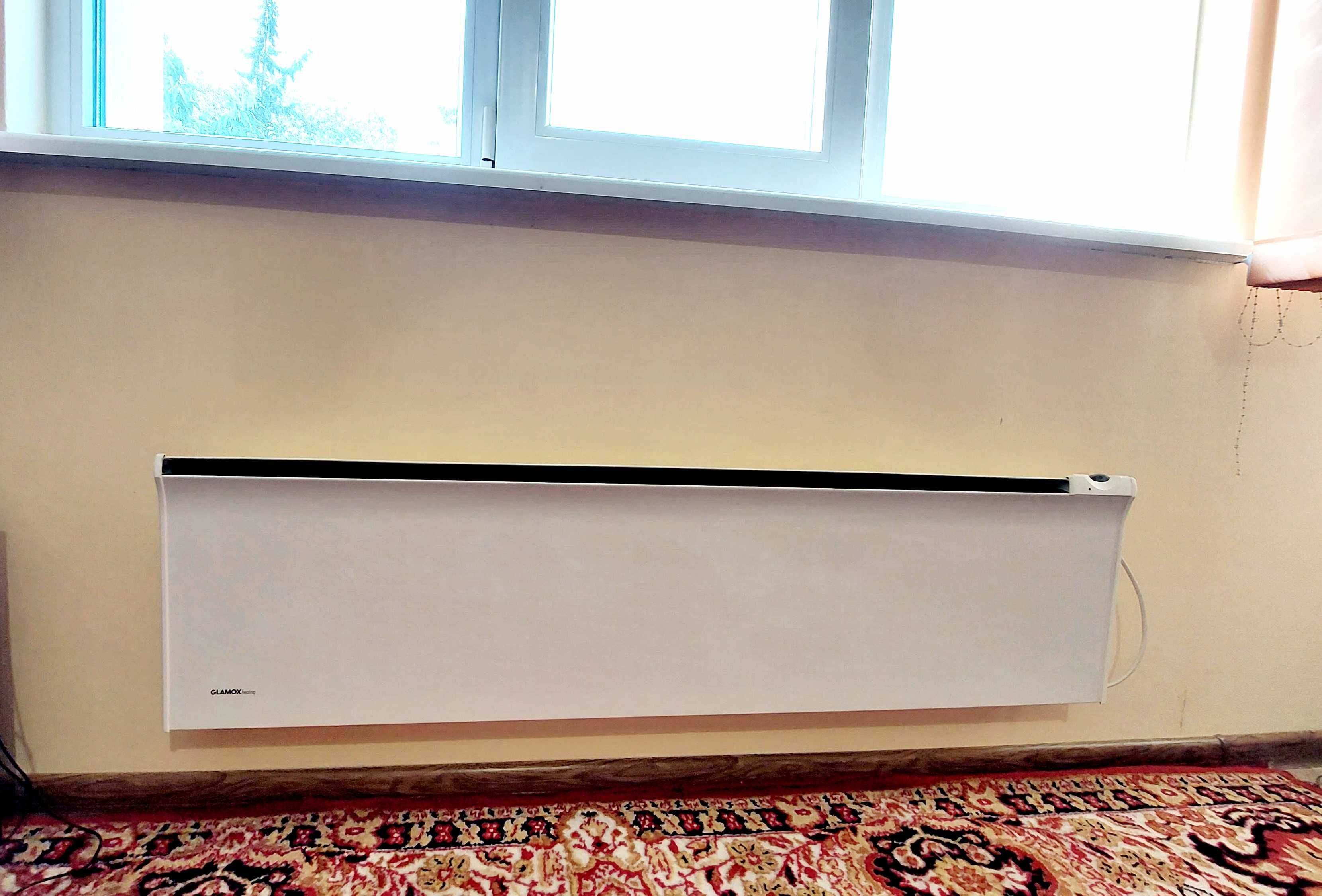 Запазен  малко употребяван Adax Glamox 1500 w.