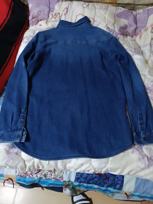 Cămașă blugi marca Denim  mărimea S.