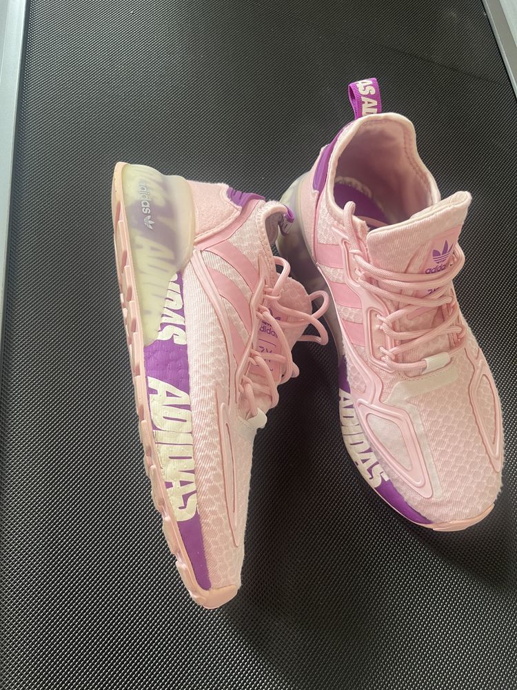 Adidas femei marimea 37,5