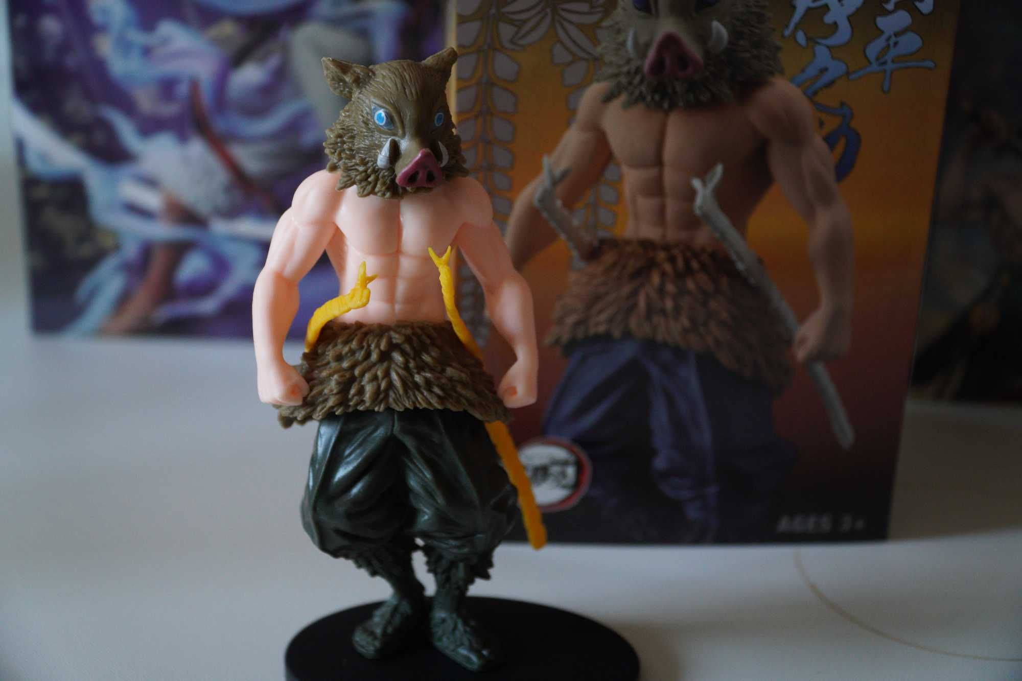 Vand figurine anime one piece si demonslayer