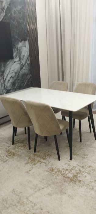 Мягкие стулья турецкие и стол