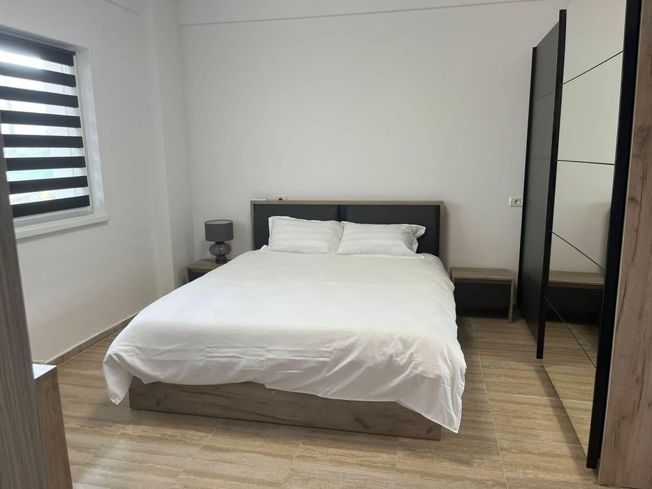 Apartament 2 camere 54mp+ teren in fata apartamentului.